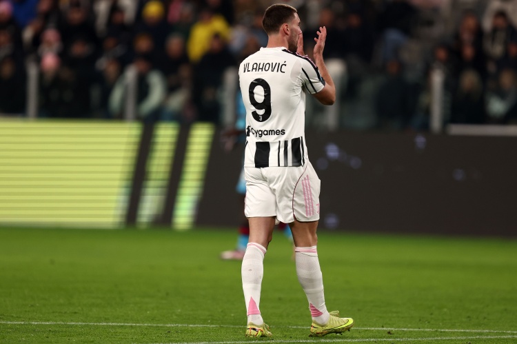 星空娱乐APP下载-意天空：DV9将在未来几天恢复团队训练，可能在对比萨时进大名单